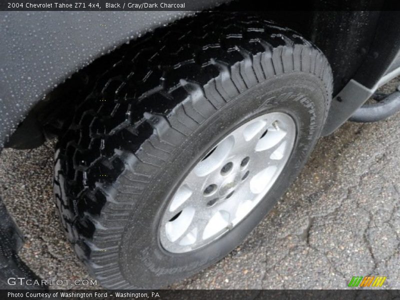 Black / Gray/Dark Charcoal 2004 Chevrolet Tahoe Z71 4x4