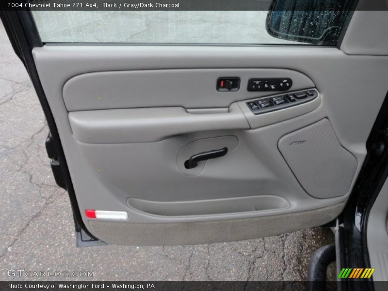 Black / Gray/Dark Charcoal 2004 Chevrolet Tahoe Z71 4x4