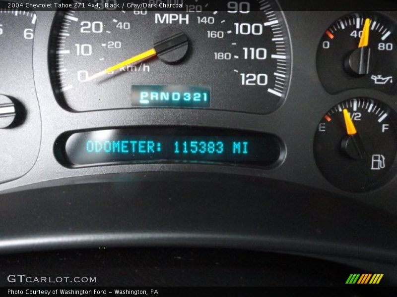 Black / Gray/Dark Charcoal 2004 Chevrolet Tahoe Z71 4x4