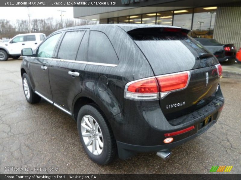 Tuxedo Black Metallic / Charcoal Black 2011 Lincoln MKX AWD