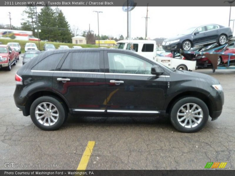 Tuxedo Black Metallic / Charcoal Black 2011 Lincoln MKX AWD
