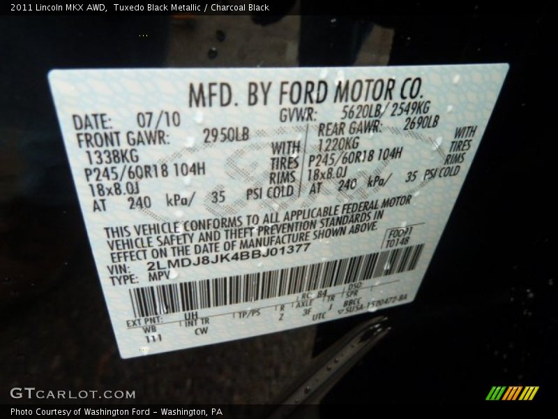 Tuxedo Black Metallic / Charcoal Black 2011 Lincoln MKX AWD