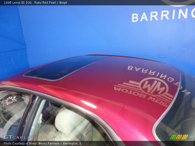Ruby Red Pearl / Beige 1998 Lexus ES 300