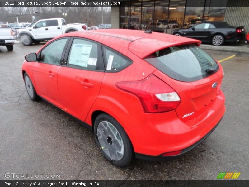 Race Red / Two-Tone Sport 2012 Ford Focus SE Sport 5-Door