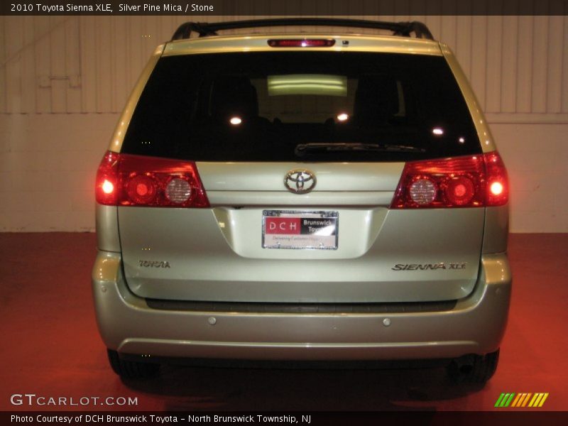 Silver Pine Mica / Stone 2010 Toyota Sienna XLE