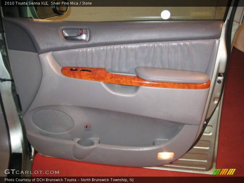 Silver Pine Mica / Stone 2010 Toyota Sienna XLE