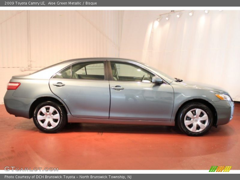 Aloe Green Metallic / Bisque 2009 Toyota Camry LE