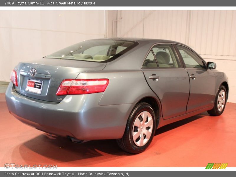 Aloe Green Metallic / Bisque 2009 Toyota Camry LE
