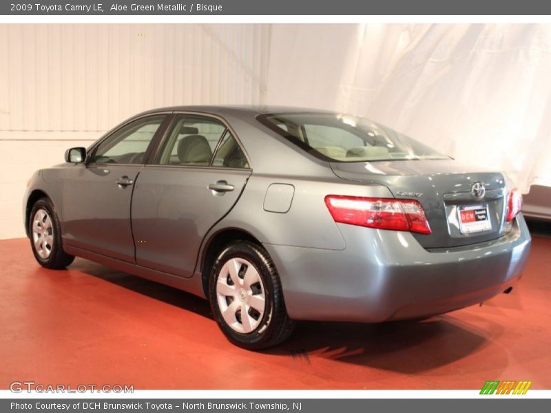 Aloe Green Metallic / Bisque 2009 Toyota Camry LE