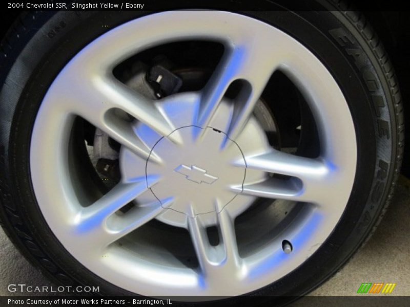 Slingshot Yellow / Ebony 2004 Chevrolet SSR