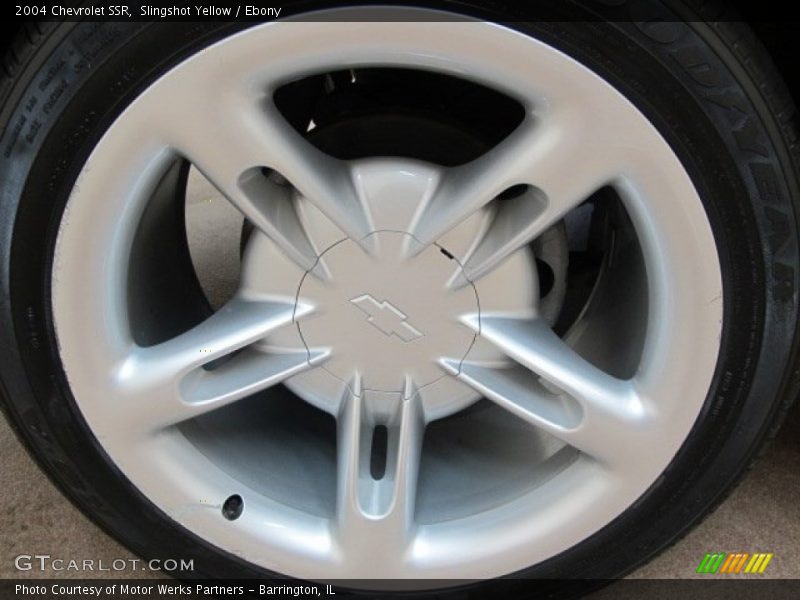 Slingshot Yellow / Ebony 2004 Chevrolet SSR