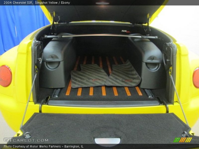 Slingshot Yellow / Ebony 2004 Chevrolet SSR
