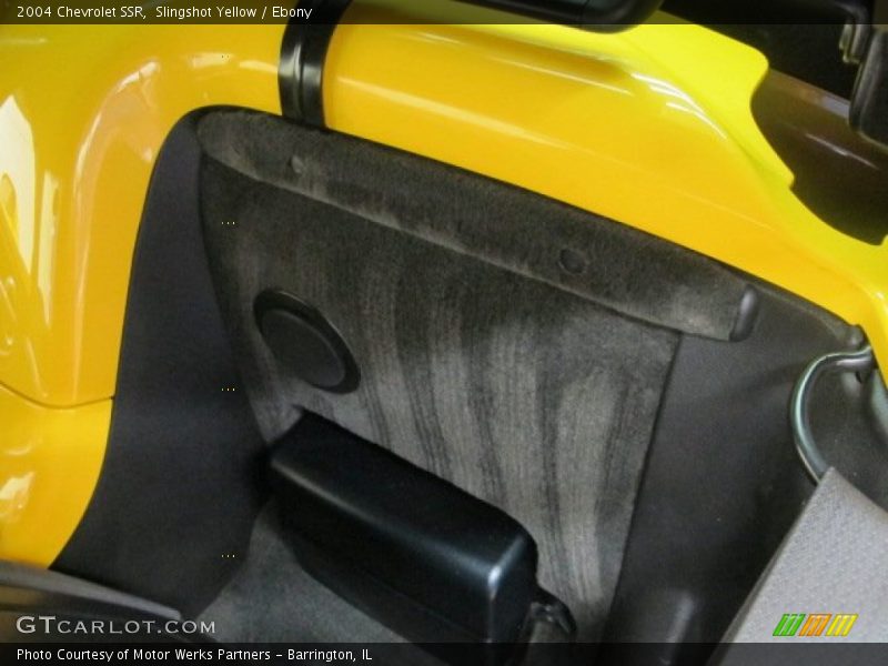 Slingshot Yellow / Ebony 2004 Chevrolet SSR