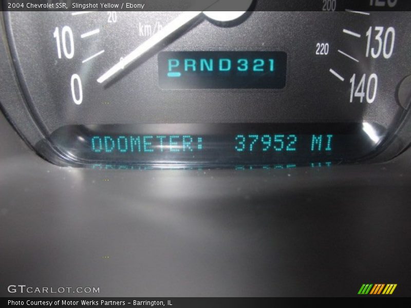Slingshot Yellow / Ebony 2004 Chevrolet SSR