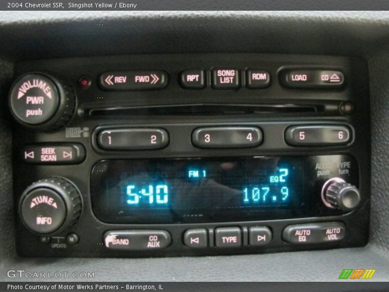 Slingshot Yellow / Ebony 2004 Chevrolet SSR