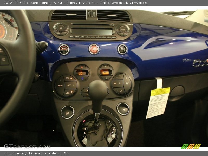 Dashboard of 2012 500 c cabrio Lounge