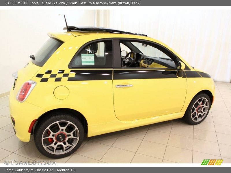 Giallo (Yellow) / Sport Tessuto Marrone/Nero (Brown/Black) 2012 Fiat 500 Sport