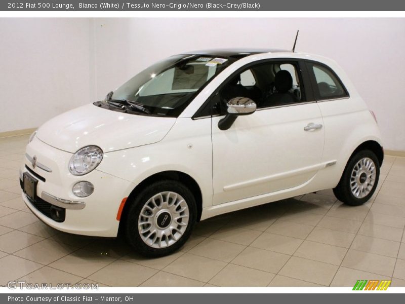 Bianco (White) / Tessuto Nero-Grigio/Nero (Black-Grey/Black) 2012 Fiat 500 Lounge
