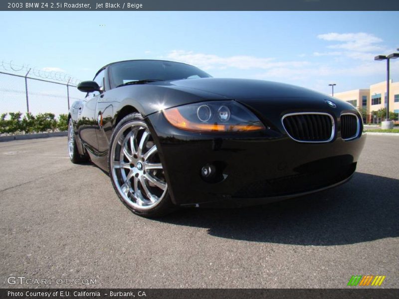 Jet Black / Beige 2003 BMW Z4 2.5i Roadster
