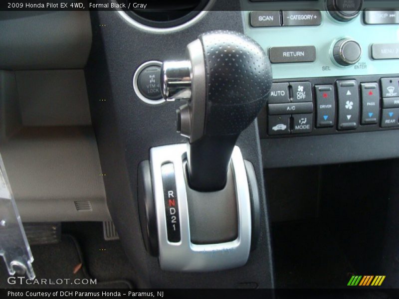 Formal Black / Gray 2009 Honda Pilot EX 4WD