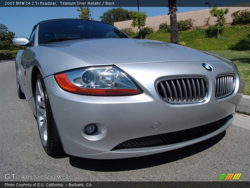 Titanium Silver Metallic / Black 2003 BMW Z4 2.5i Roadster