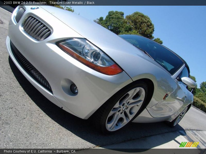 Titanium Silver Metallic / Black 2003 BMW Z4 2.5i Roadster