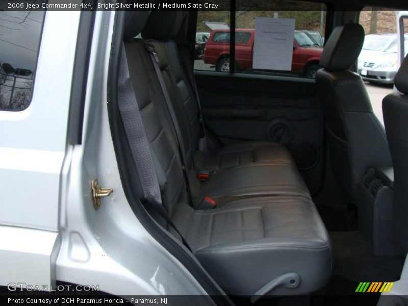 Bright Silver Metallic / Medium Slate Gray 2006 Jeep Commander 4x4