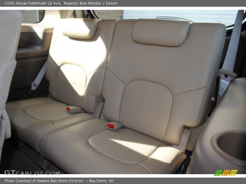 Majestic Blue Metallic / Desert 2006 Nissan Pathfinder LE 4x4