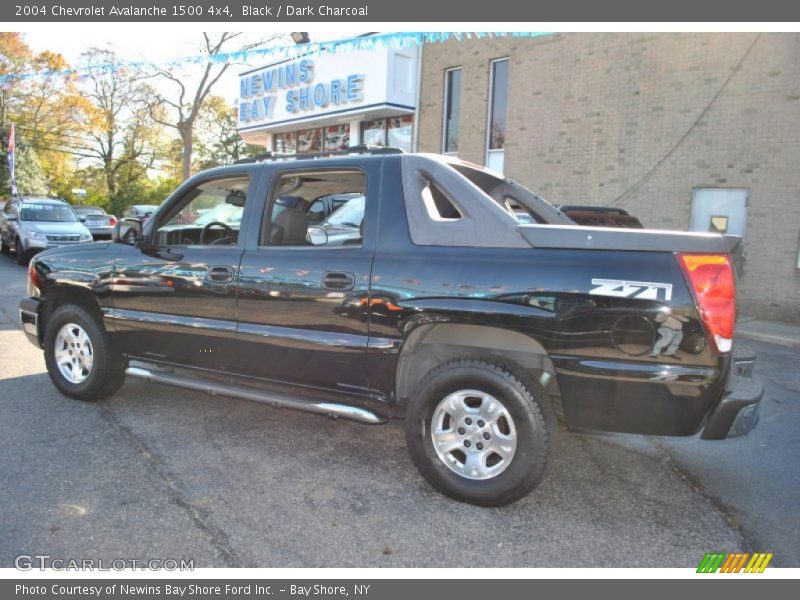 Black / Dark Charcoal 2004 Chevrolet Avalanche 1500 4x4