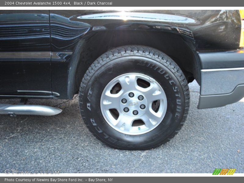 Black / Dark Charcoal 2004 Chevrolet Avalanche 1500 4x4