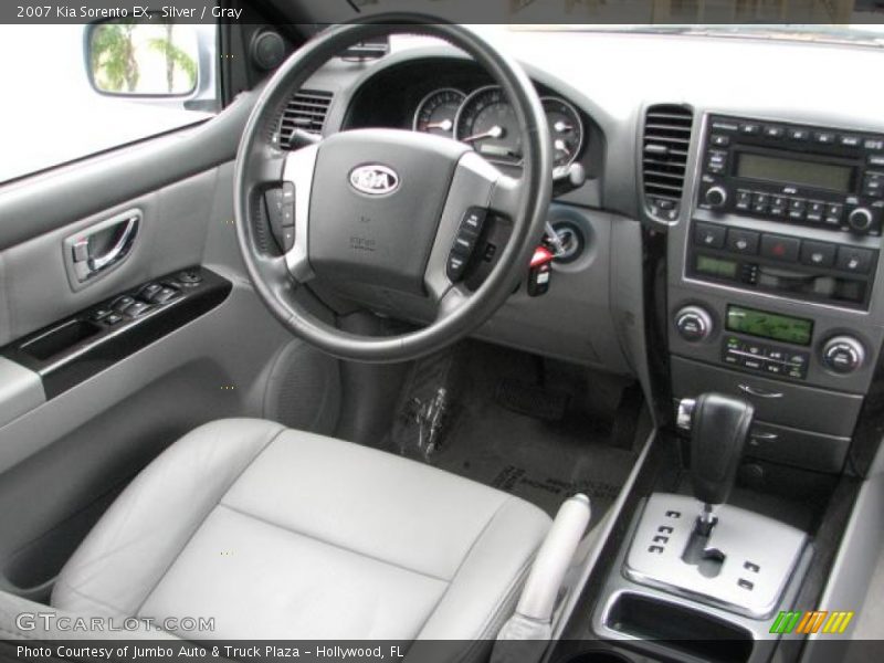 Silver / Gray 2007 Kia Sorento EX