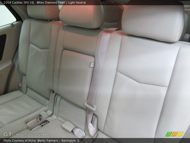 White Diamond Pearl / Light Neutral 2004 Cadillac SRX V8