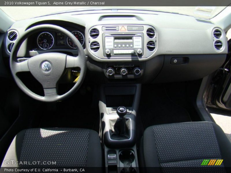 Alpine Grey Metallic / Charcoal 2010 Volkswagen Tiguan S