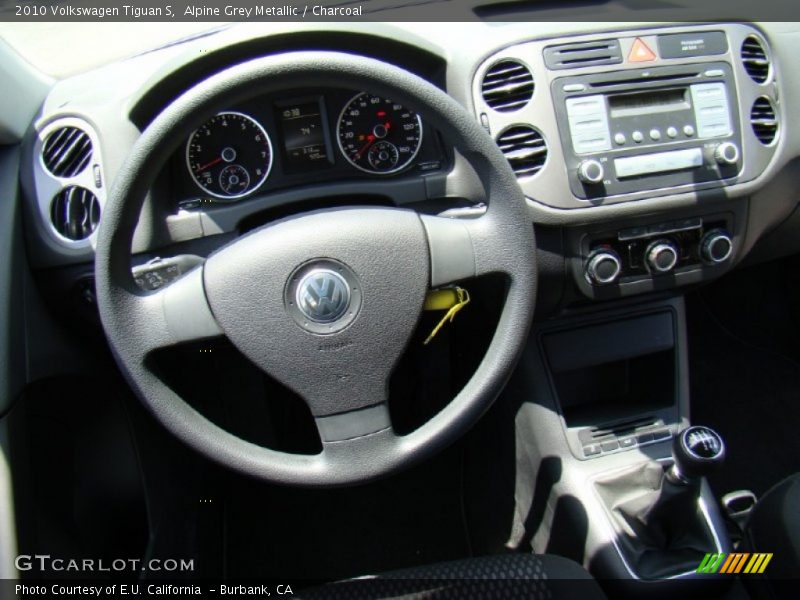 Alpine Grey Metallic / Charcoal 2010 Volkswagen Tiguan S