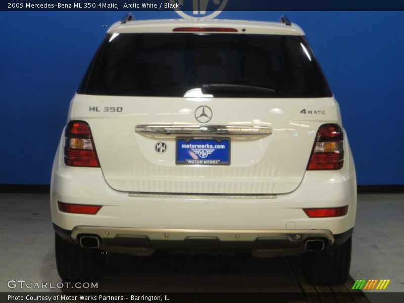 Arctic White / Black 2009 Mercedes-Benz ML 350 4Matic