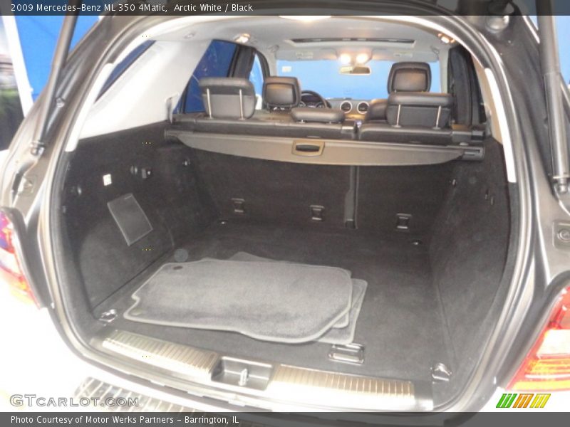 Arctic White / Black 2009 Mercedes-Benz ML 350 4Matic