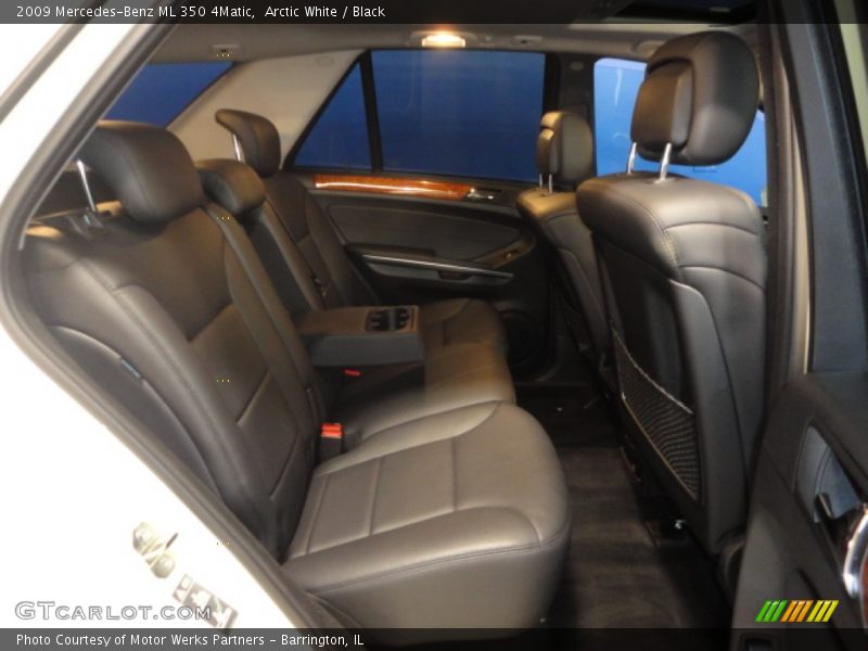 Arctic White / Black 2009 Mercedes-Benz ML 350 4Matic