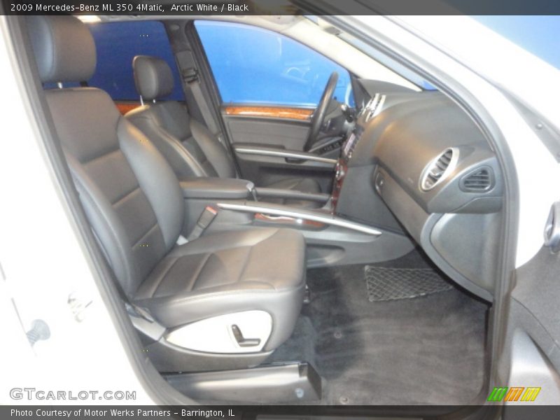Arctic White / Black 2009 Mercedes-Benz ML 350 4Matic