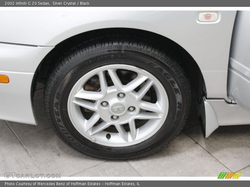 Silver Crystal / Black 2002 Infiniti G 20 Sedan