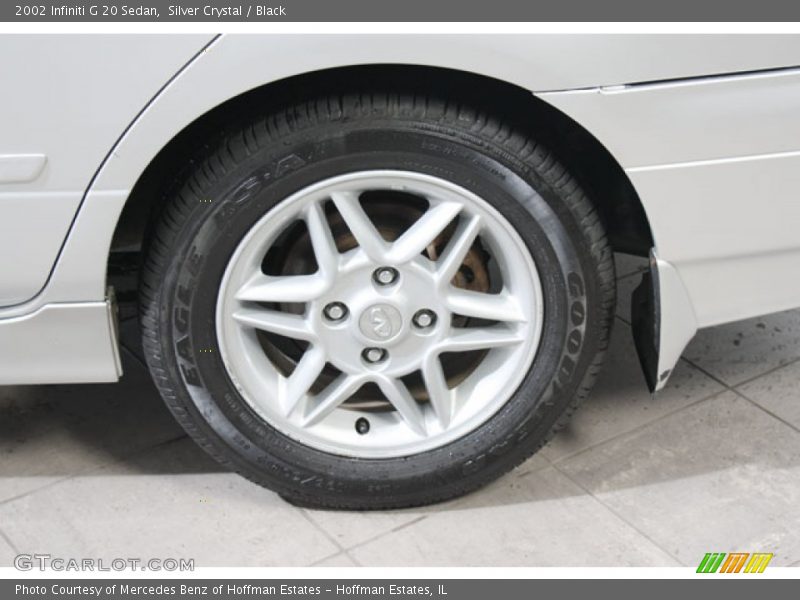 Silver Crystal / Black 2002 Infiniti G 20 Sedan