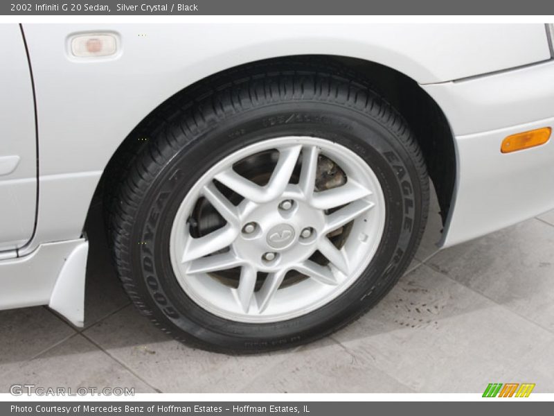 Silver Crystal / Black 2002 Infiniti G 20 Sedan