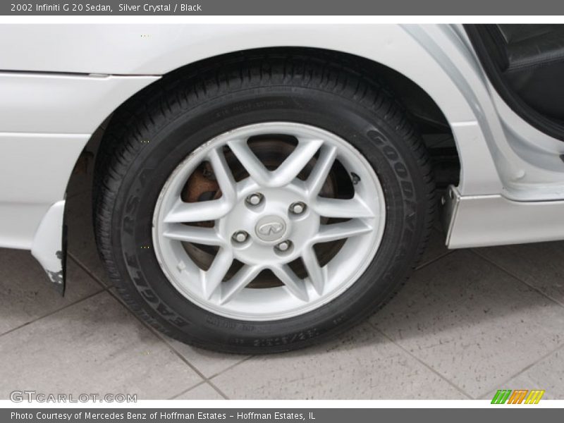 Silver Crystal / Black 2002 Infiniti G 20 Sedan