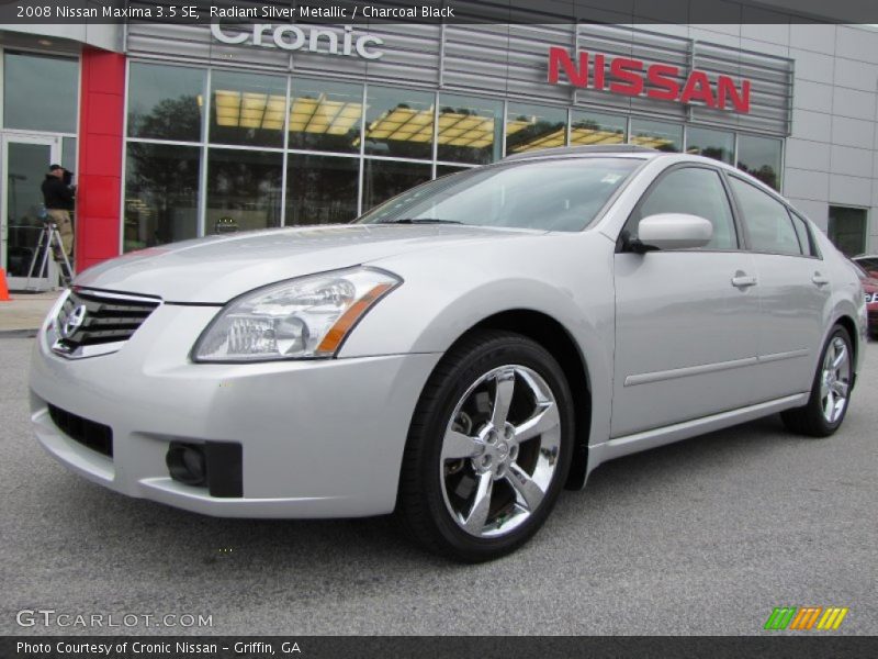 Radiant Silver Metallic / Charcoal Black 2008 Nissan Maxima 3.5 SE