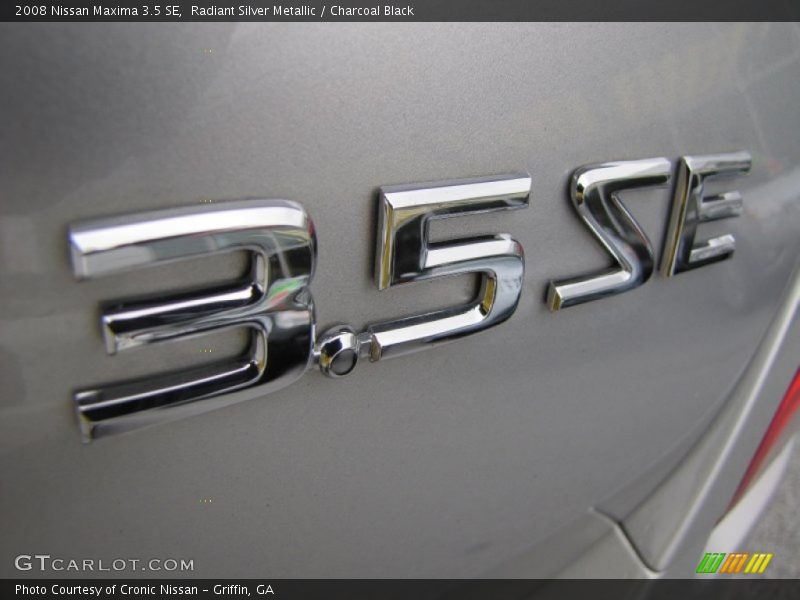 Radiant Silver Metallic / Charcoal Black 2008 Nissan Maxima 3.5 SE