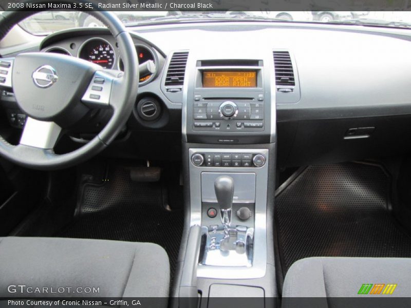 Radiant Silver Metallic / Charcoal Black 2008 Nissan Maxima 3.5 SE