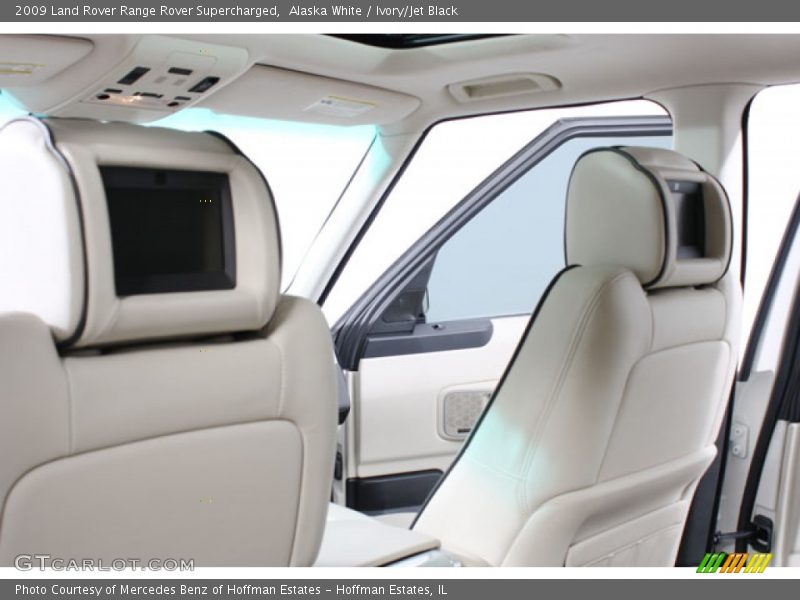 Alaska White / Ivory/Jet Black 2009 Land Rover Range Rover Supercharged