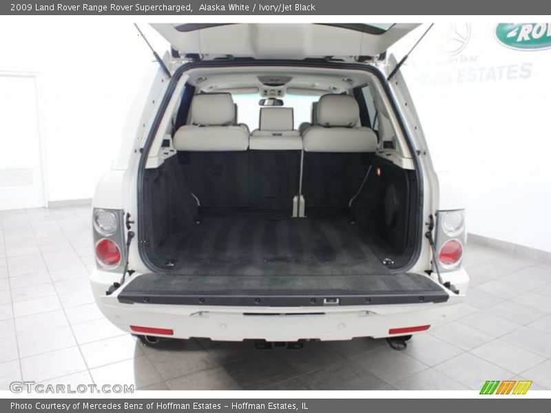 Alaska White / Ivory/Jet Black 2009 Land Rover Range Rover Supercharged