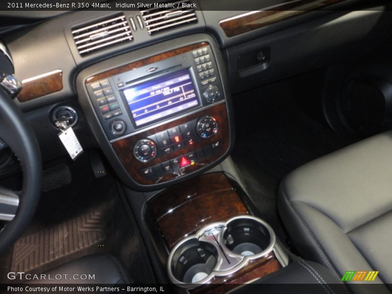 Iridium Silver Metallic / Black 2011 Mercedes-Benz R 350 4Matic