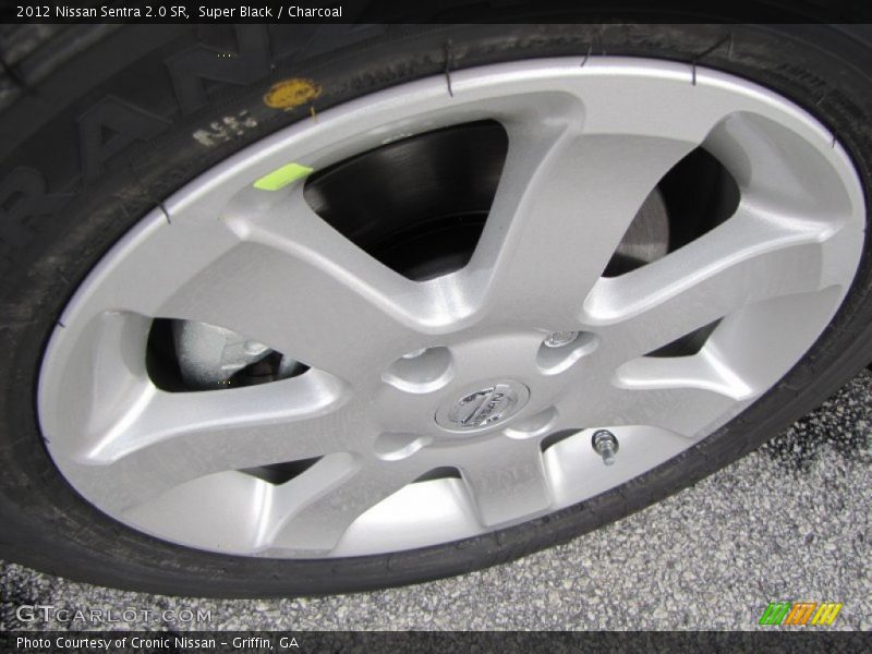 Super Black / Charcoal 2012 Nissan Sentra 2.0 SR