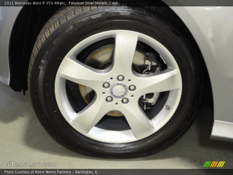 Paladium Silver Metallic / Ash 2011 Mercedes-Benz R 350 4Matic